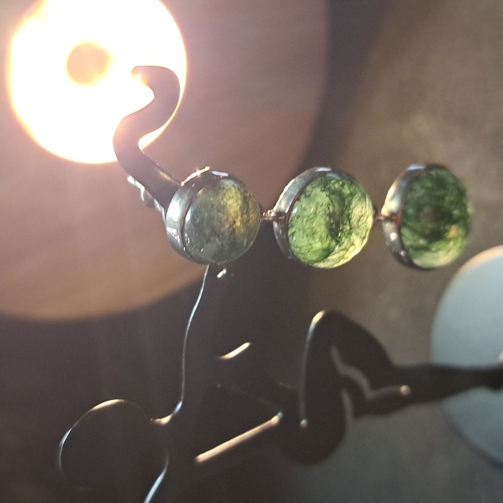 Moss Agate Elegant Green Dangle Earrings - Picture 2 of 3